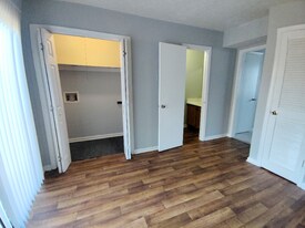 14 Fonda Dr in Lynchburg, VA - Building Photo