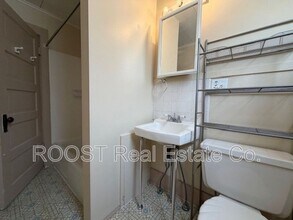 22 Willis Ave in London, OH - Building Photo - Building Photo