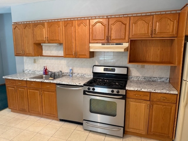 1 Dix Cir, Unit 1