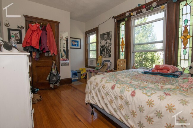 property at 548 Washington St