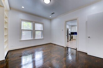 2415 Elmen St in Houston, TX - Building Photo - Building Photo