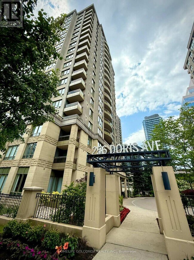 property at 256-1256 Doris Ave