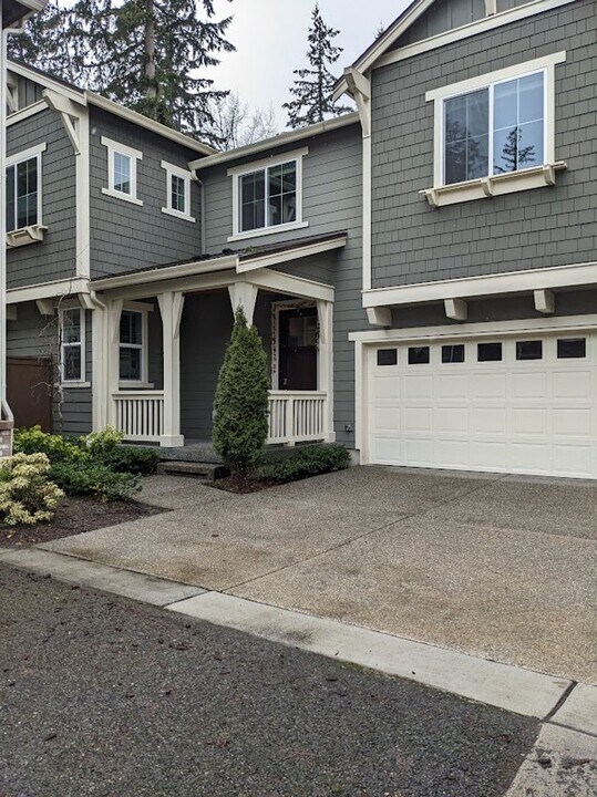 18716 44th Drive SE in Bothell, WA - Building Photo