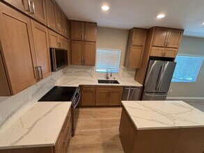 4112 Pepper Dr, Unit 4112 Pepper Dr in San Diego, CA - Building Photo - Building Photo
