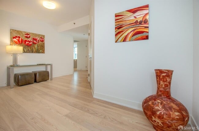 333 Beale St, Unit 6K in San Francisco, CA - Building Photo - Building Photo