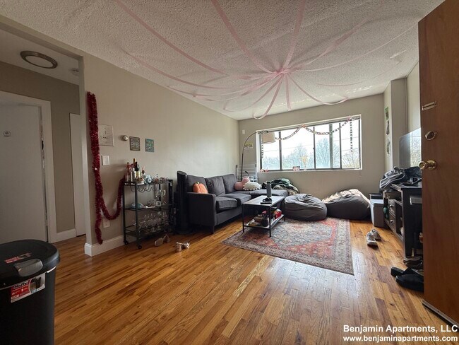 226 Parker Hill Ave, Unit 14 in Boston, MA - Foto de edificio - Building Photo