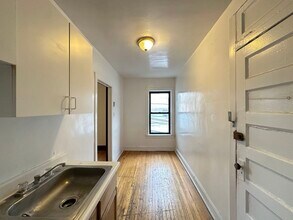 3306 W Schubert Ave in Chicago, IL - Building Photo - Building Photo