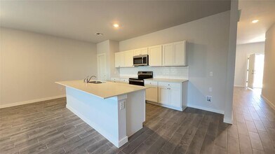 17030 Buck Cir in Oklahoma City, OK - Building Photo - Building Photo