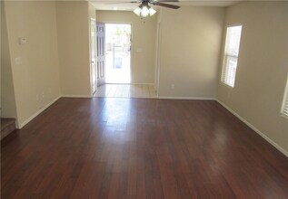 7232 Eagles Pride St in Las Vegas, NV - Building Photo - Building Photo