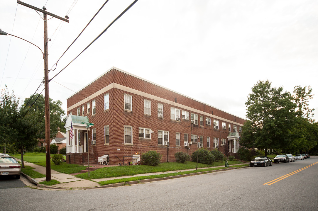 1200 Kenmore Ave in Fredericksburg, VA - Building Photo