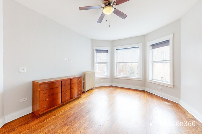 1664 W Farwell Ave in Chicago, IL - Building Photo - Building Photo