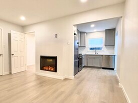 467 36th St, Unit 467 in Manhattan Beach, CA - Building Photo