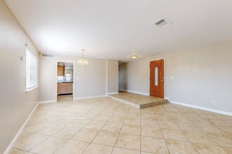 7300 Aladdin Ct NW in Albuquerque, NM - Building Photo - Building Photo