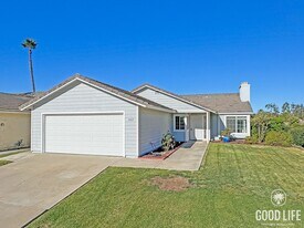 602 Maybritt Cir in San Marcos, CA - Building Photo