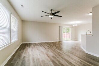 3209 Gallant Dr in Columbus, OH - Foto de edificio - Building Photo