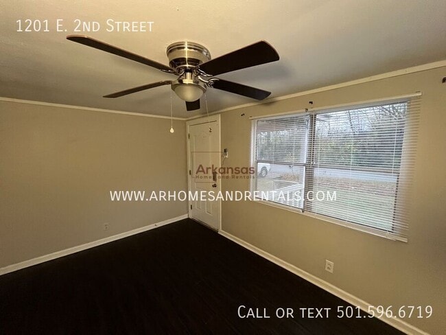 1201 E 2nd St in Stuttgart, AR - Building Photo - Building Photo