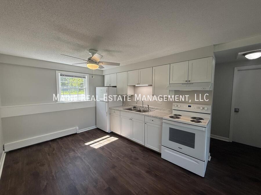 381-385 Pine St. in Bangor, ME - Building Photo
