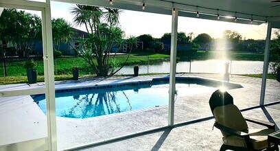 5714 29th Ct E in Bradenton, FL - Building Photo - Building Photo