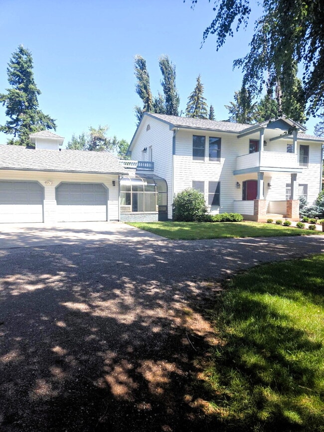 233 N Riding in Kalispell, MT - Building Photo - Building Photo