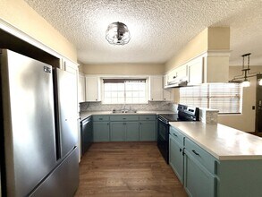 1654 Ponderosa Rd in Ardmore, OK - Building Photo - Building Photo