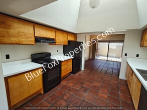 5867 E Paseo Cimarron in Tucson, AZ - Foto de edificio - Building Photo