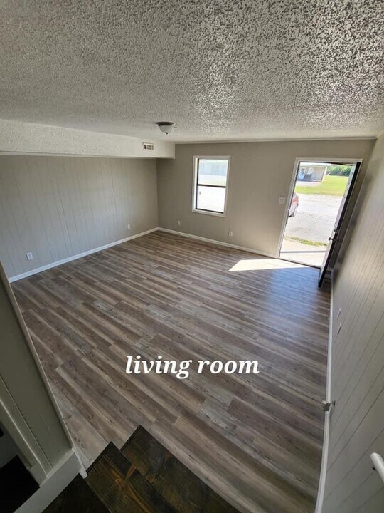 3200 Proper St in Corinth, MS - Foto de edificio