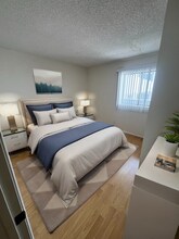 Park Edgecliffe Apartment Community in Los Angeles, CA - Building Photo - Interior Photo