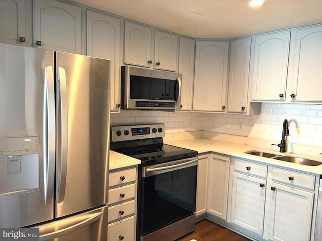 19426 Brassie Pl in Gaithersburg, MD - Foto de edificio - Building Photo