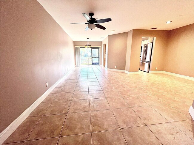 2246 Discovery Cir W in Deerfield Beach, FL - Building Photo - Building Photo