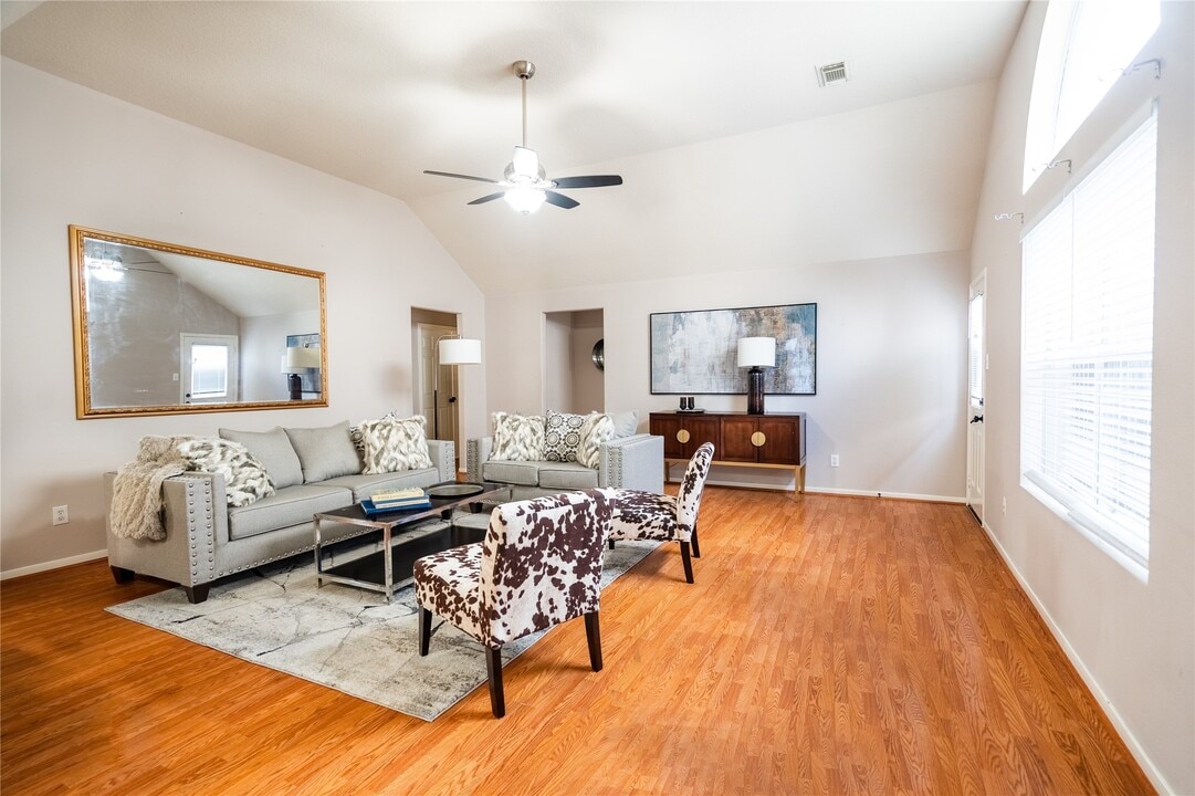 15419 Hazel Thicket Tr in Cypress, TX - Building Photo