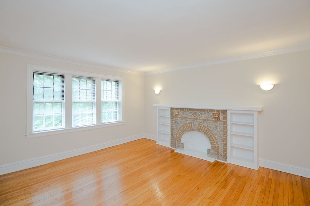 1301 Ridgeland Ave-Unit -1301-A05 in Berwyn, IL - Building Photo
