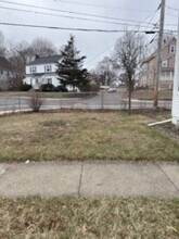 316 Albion St, Unit #1 in Wakefield, MA - Building Photo - Building Photo