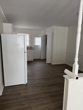 2106 Rouse Rd in Kinston, NC - Foto de edificio - Building Photo