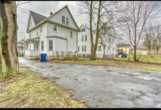 220 Glenwood Ave in Rochester, NY - Building Photo - Building Photo