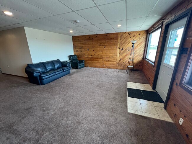 409 Meadow Dr, Unit #1 in McGregor, MN - Building Photo - Building Photo