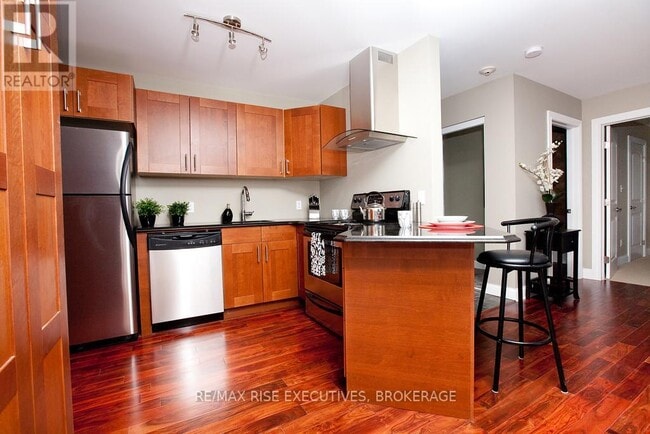 810 Blackburn Mews in Kingston, ON - Building Photo - Building Photo