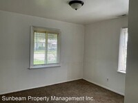 27151 Grandmont St photo'