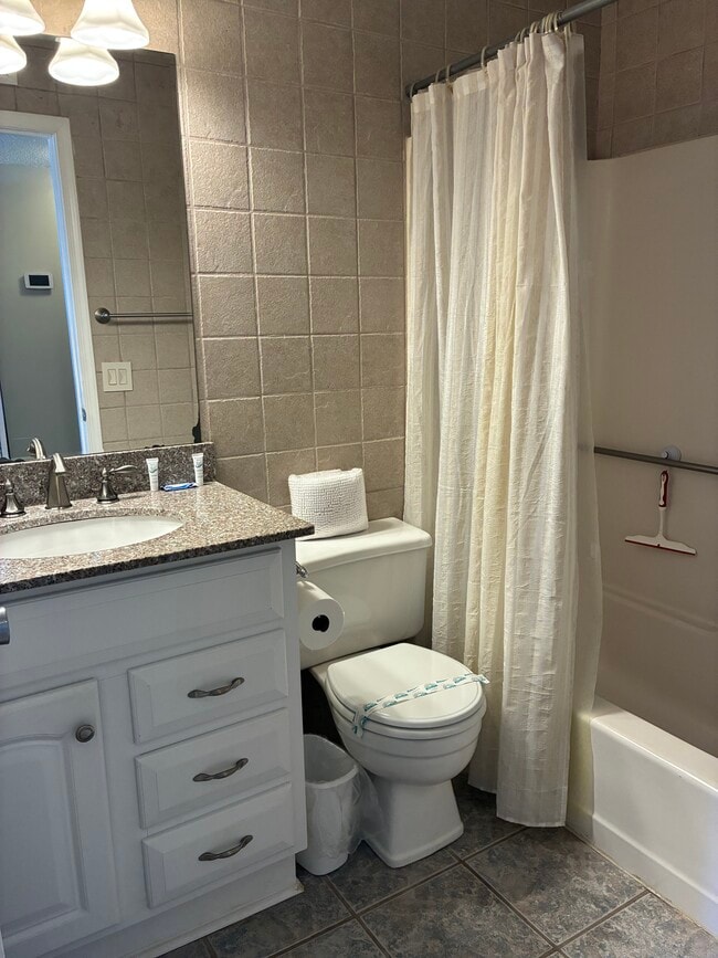 1518 Carolina Beach Ave N in Carolina Beach, NC - Building Photo - Building Photo