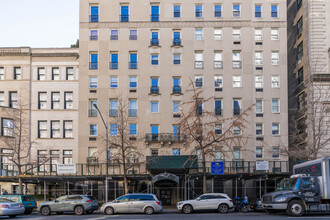 4 E 72nd St in New York, NY - Building Photo - Building Photo