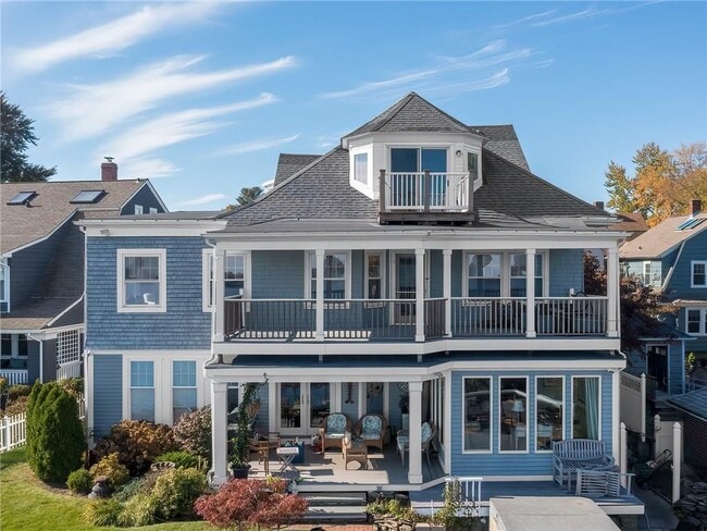 22 Hudson Pl in Cranston, RI - Building Photo - Building Photo