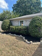 2804 Springlake Ct in Irving, TX - Foto de edificio - Building Photo