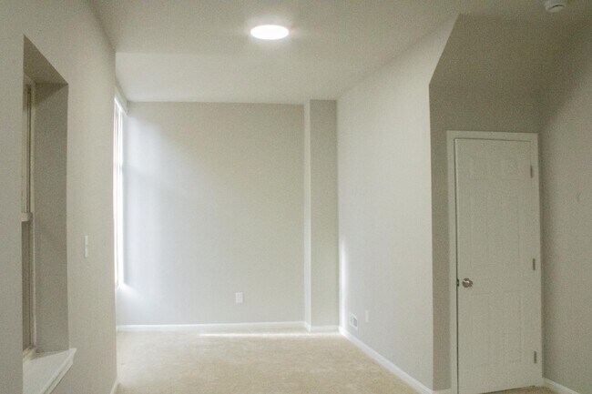 501 N Patterson Park Ave in Baltimore, MD - Building Photo - Building Photo