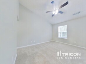 218 Osmanthus Way in Canton, GA - Building Photo - Building Photo