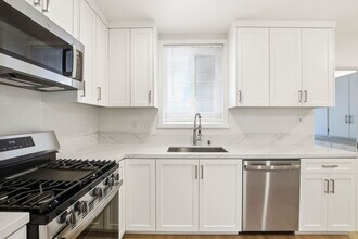 5052 Cape May Ave in San Diego, CA - Building Photo - Building Photo