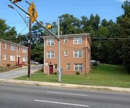 6506 Central Ave in Capitol Heights, MD - Foto de edificio - Building Photo