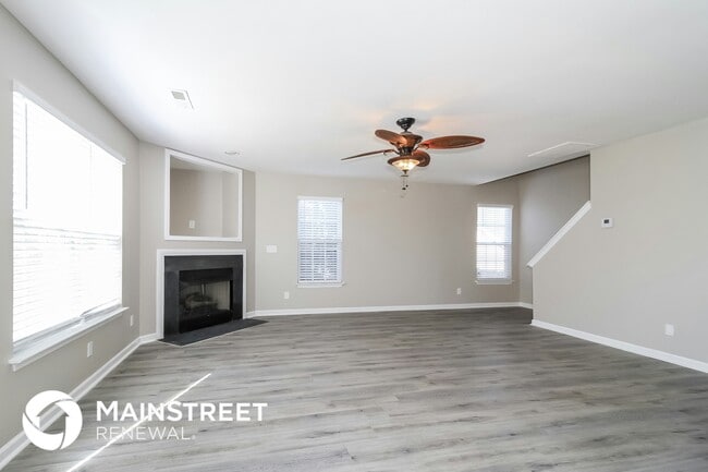 977 Peachtree Meadows Cir in Kernersville, NC - Building Photo - Building Photo