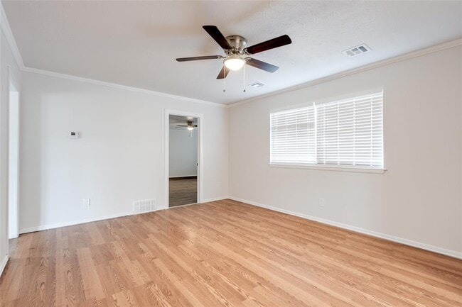 324 NE 60th St in Oklahoma City, OK - Building Photo - Building Photo