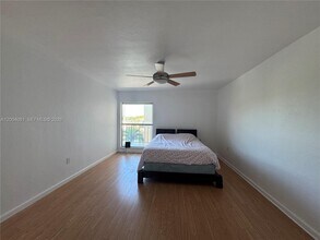 2600 NE 135th St in North Miami, FL - Building Photo - Building Photo