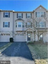 6224 Galleon Drive in Mechanicsburg, PA - Building Photo