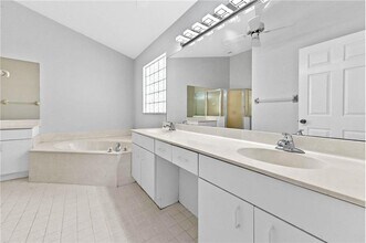 14066 Glenlyon Ct in Delray Beach, FL - Foto de edificio - Building Photo